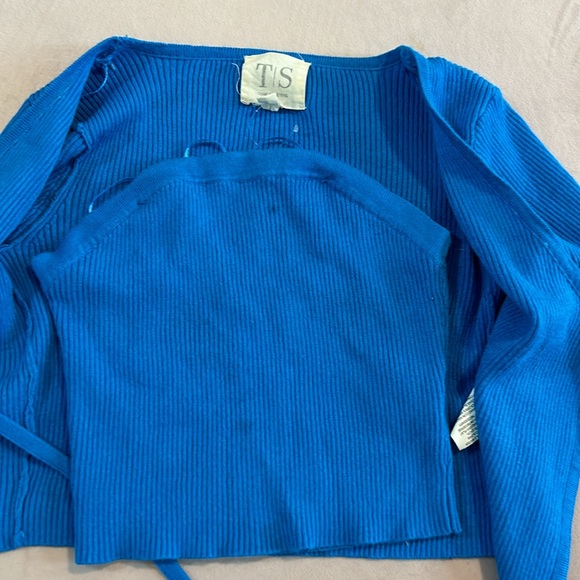 2 Piece Blue Ribbed Sweater Set - Picture 3 of 7